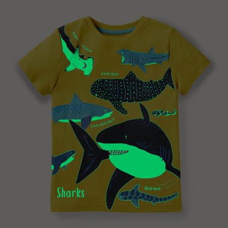 TR40450# 儿童夜光鲨鱼图案夏季新款短袖上衣儿童t恤工厂分销代发 童装批发童装货源