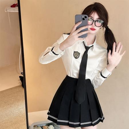 TR66660# jk制服套装...