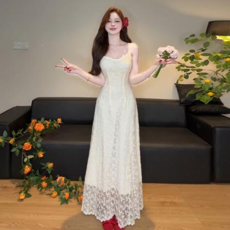 FA32188# 温柔法式白色碎花吊带连衣裙子女夏季新款海边度假穿搭长裙 服裝批發女裝批發服飾貨源