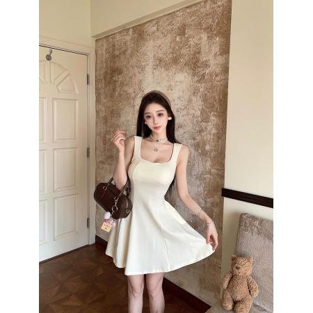 FA37308# 夏季甜辣纯欲法式小众高级感短裙A摆U领性感生日礼服裙 服裝批發女裝批發服飾貨源