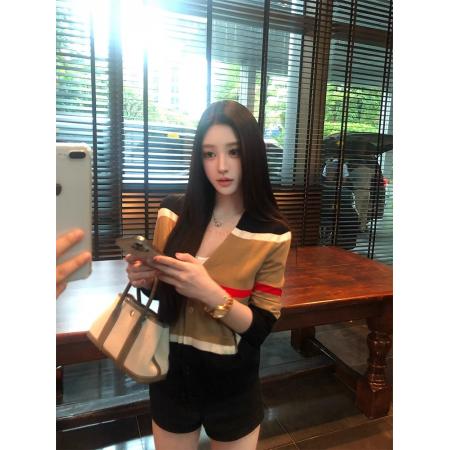 FA37313# 五美丽气质V领开衫毛衣套装女夏季复古撞色条纹长袖上衣薄款外套 服裝批發女裝批發服飾貨源