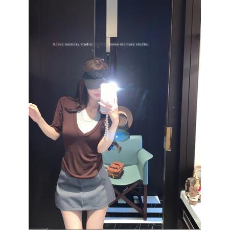 FA37321# 假两件挂脖撞色上衣 服裝批發女裝批發服飾貨源
