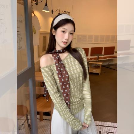 FA37327# 美式辣妹条纹斜肩长袖t恤女秋季新款纯欲露肩宽松小上衣 服裝批發女裝批發服飾貨源