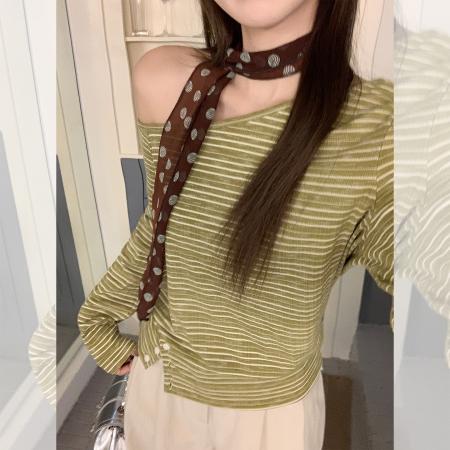 FA37327# 美式辣妹条纹斜肩长袖t恤女秋季新款纯欲露肩宽松小上衣 服裝批發女裝批發服飾貨源