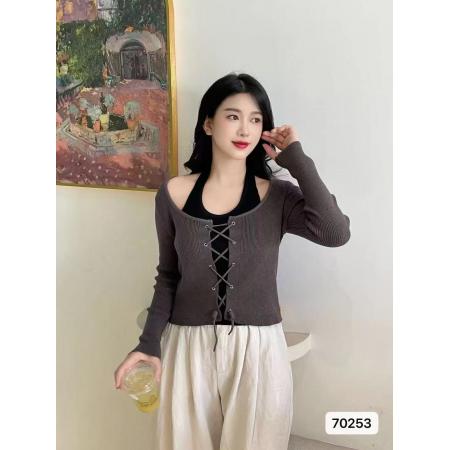 FA37363# 早秋新款韩版气质减龄挂脖拼色系带假两件长袖上衣女 服裝批發女裝批發服飾貨源