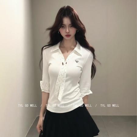 FA37370# 米纶坑条白色波点蝴蝶结系带V领短袖T恤女早秋新款韩系设计感修身 服裝批發女裝批發服飾貨源