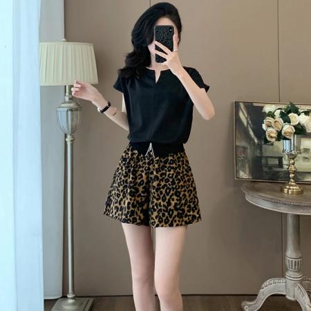 FA37421# 小个子时尚套装女夏季新款设计感上衣豹纹短裤两件套潮 服裝批發女裝批發服飾貨源