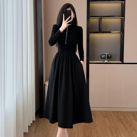 FA37536# 赫本风黑色连衣裙女春秋裙子假两件套长裙开春穿搭新款小黑裙长袖 服裝批發女裝批發服飾貨源