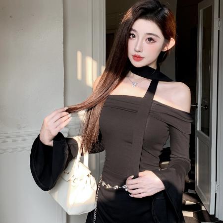 FA37546# 纯欲性感一字肩喇叭长袖连衣裙女收腰显瘦不规则a字短裙 服裝批發女裝批發服飾貨源