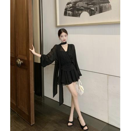 FA37567# 黑色V领长袖衬衫连衣裙春夏气质性感收腰显瘦短款百褶雪纺裙 服裝批發女裝批發服飾貨源