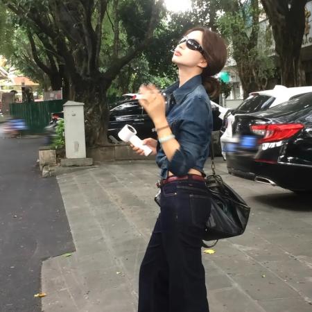 FA37592# 美式辣妹收腰牛仔衬衫女古早气质外套修身长袖显瘦上衣深蓝微喇裤 服裝批發女裝批發服飾貨源