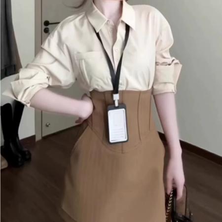 FA37639# 秋季富家千金穿搭一整套法式设计感气质女神范衬衫短裙子两件套装 服裝批發女裝批發服飾貨源