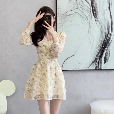 FA37654# 新款长袖碎花小个子连衣裙女秋季高级感收腰显瘦裙子洋气减龄 服裝批發女裝批發服飾貨源
