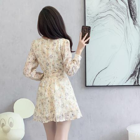 FA37654# 新款长袖碎花小个子连衣裙女秋季高级感收腰显瘦裙子洋气减龄 服裝批發女裝批發服飾貨源