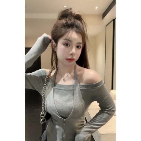 FA37657# 辣妹挂脖露肩长袖T恤女秋季新款设计感假两件修身一字领上衣 服裝批發女裝批發服飾貨源