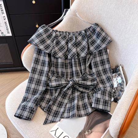 FA37747# 新款一字肩荷叶边格子长袖衬衫女复古宽松短款上衣 服裝批發女裝批發服飾貨源