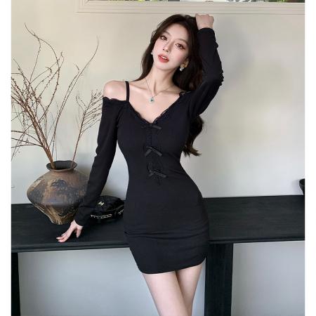 FA37770# 秋季新款纯欲性感蕾丝长袖连衣裙女小众设计感修身包臀短裙潮 服裝批發女裝批發服飾貨源
