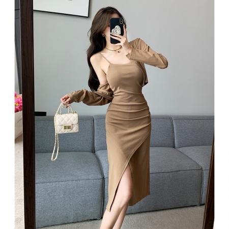 FA37781# 秋装新款吊带裙开衫两件套女褶皱开叉连衣裙叠穿长袖披肩潮 服裝批發女裝批發服飾貨源