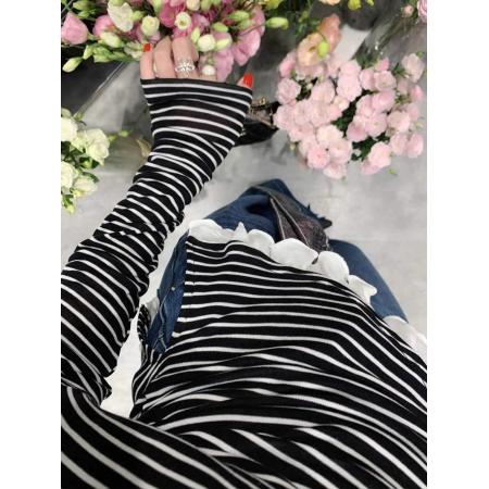 FA37855# 设计感一字肩长袖条纹T恤女早秋时尚修身显瘦不规则花边开叉上衣 服裝批發女裝批發服飾貨源