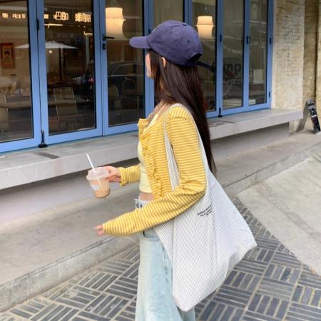 FA37897# 条纹木耳花边针织衫秋冬季新款多巴胺亮色修身减龄开衫外套女 服裝批發女裝批發服飾貨源