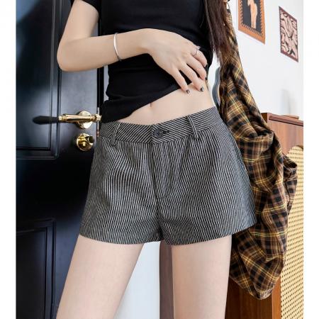 FA38063# 黑色竖条纹西装短裤女夏季薄新款高腰显瘦垂感a字外穿休闲裤  服裝批發女裝批發服飾貨源