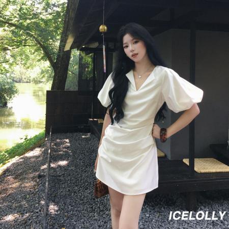 轻熟小众不撞款短袖收腰褶皱连衣裙女夏泡泡袖掐腰短裙子 服裝批發女裝批發服飾貨源
