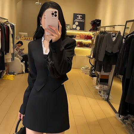 FA38196# 高级感御姐气质套装女新款v领蕾丝拼接外套高腰半身裙短裙 服裝批發女裝批發服飾貨源