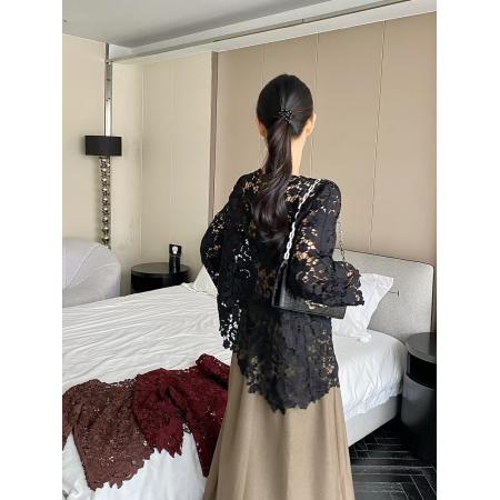 FA38232# 新款镂空钩花长袖针织毛衣女早春新款不规则减龄独特罩衫上衣 服裝批發女裝批發服飾貨源