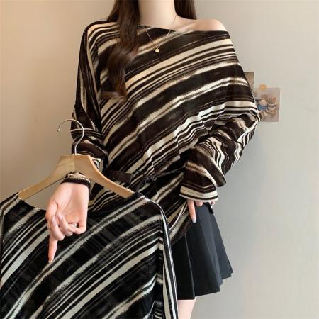 FA38282# 秋轻熟风宽松显瘦条纹长袖一字领上衣女气质收腰系带蝙蝠衫 服裝批發女裝批發服飾貨源