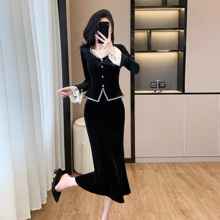 FA38391# 秋冬新款方领钉珠重工花边上衣胸针鱼尾半身裙两件套 服裝批發女裝批發服飾貨源