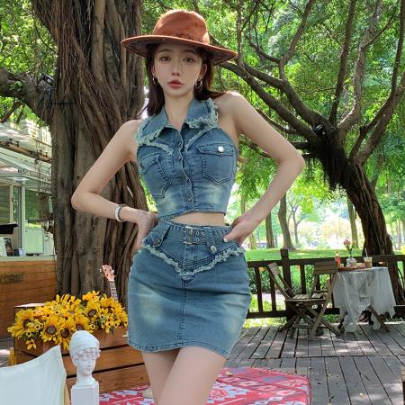 FA38413# 辣妹炸街两件套装女夏新款时尚牛仔挂脖背心高腰半身裙 服裝批發女裝批發服飾貨源