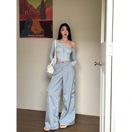 FA38516# 秋季纯欲一字肩性感小众甜辣妹长袖高腰露脐短款上衣 服裝批發女裝批發服飾貨源