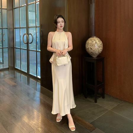 2025新款无袖挂脖背心上衣套装裙女夏季法式高级感气质长裙连身裙 服裝批發女裝批發服飾貨源