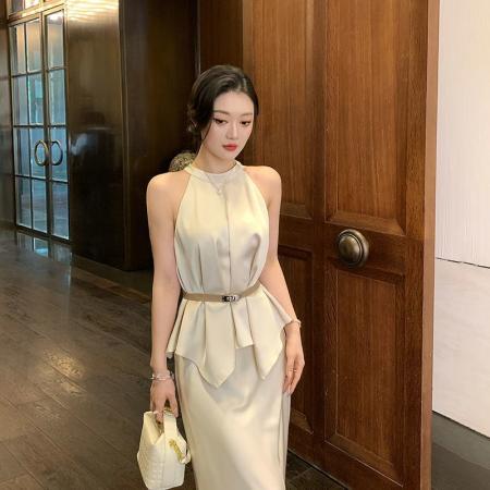 2025新款无袖挂脖背心上衣套装裙女夏季法式高级感气质长裙连身裙 服裝批發女裝批發服飾貨源