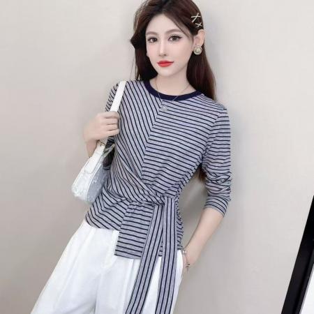 FA38560# 时尚休闲条纹T恤女秋季薄款显瘦减龄洋气简约不规则长袖上衣 服裝批發女裝批發服飾貨源