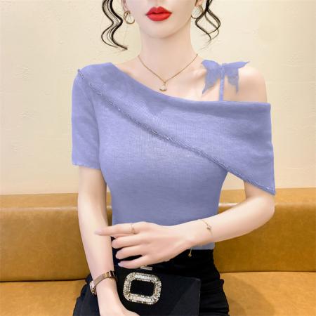 FA38581# 蝴蝶结斜肩订珠短袖针织衫夏季新款独特别致显瘦上衣 服裝批發女裝批發服飾貨源