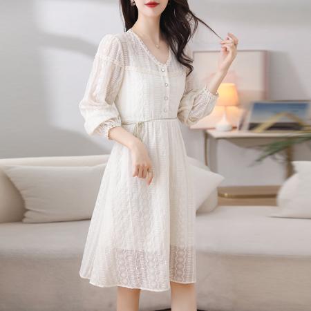 FA38589# V领米色连衣裙女年春季新款文艺收腰显瘦中长款蕾丝裙子 服裝批發女裝批發服飾貨源