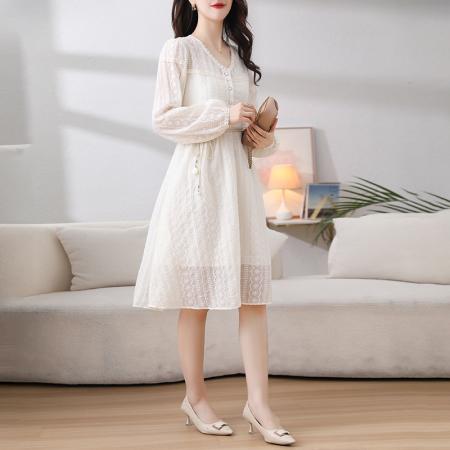 FA38589# V领米色连衣裙女年春季新款文艺收腰显瘦中长款蕾丝裙子 服裝批發女裝批發服飾貨源