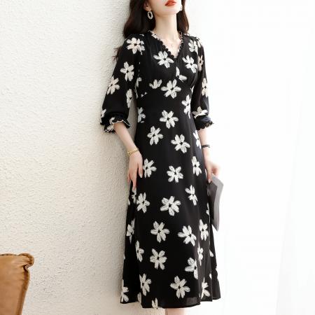 FA38594# 法式复古气质碎花长袖连衣裙女秋季新款收腰显瘦a字长裙 服裝批發女裝批發服飾貨源