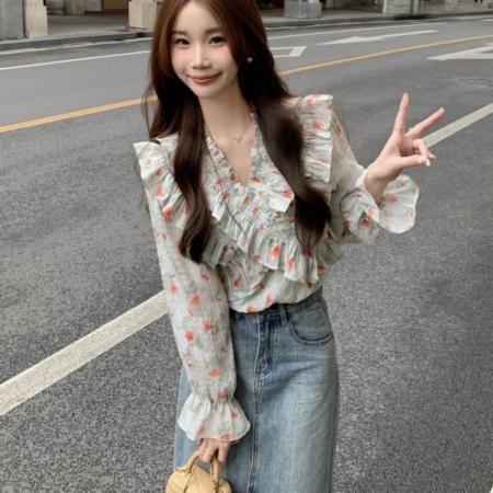 FA38598# 秋季V领气质荷叶边上衣女宽松薄款蓝色印花雪纺衬衫 服裝批發女裝批發服飾貨源