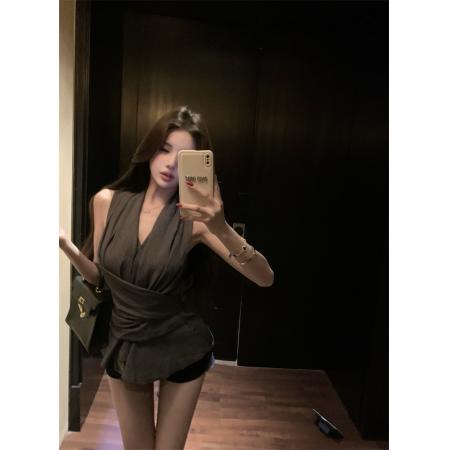FA38806# 法式V领无袖打底衫女设计感小众修身收腰显瘦百搭上衣 服裝批發女裝批發服飾貨源