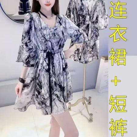 YF5827# 图片色甜美微喇叭中袖套头绑绳收腰扎染碎花连衣裙搭外穿短裤套装
