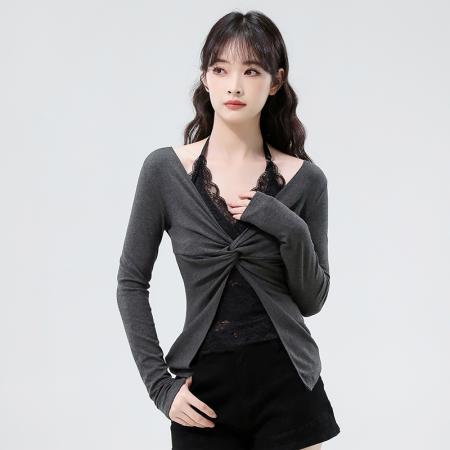 FA38940# 秋季性感蕾丝拼接假俩件设计感扭结性感长袖针织上衣女 服裝批發女裝批發服飾貨源