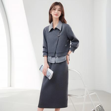 FA38980# 灰色条纹拼接中式假两件卫衣女秋季气质翻领长袖半身裙两件套 服裝批發女裝批發服飾貨源