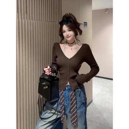 FA38993# 早秋新品时尚设计感假两件挂脖针织上衣女 服裝批發女裝批發服飾貨源