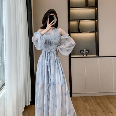 FA39105# 气质蓝露肩挂脖两穿水墨印花连衣裙韩版度假甜美V领收腰长裙 服裝批發女裝批發服飾貨源