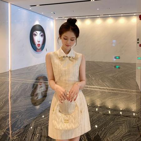 FA39114# 法式重工千金风气质连衣裙女新款无袖珠扣收腰显瘦设计短裙女 服裝批發女裝批發服飾貨源