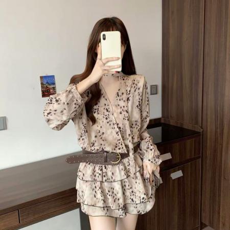 FA39168# 胖MM秋季设计感交叉v领飘带连衣裙显瘦收腰短裙女配腰带 服裝批發女裝批發服飾貨源