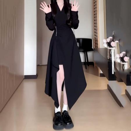 FA39189# 大码气质黑色法式赫本风拉链不规则精选收腰显瘦设计感黑色连衣裙 服裝批發女裝批發服飾貨源