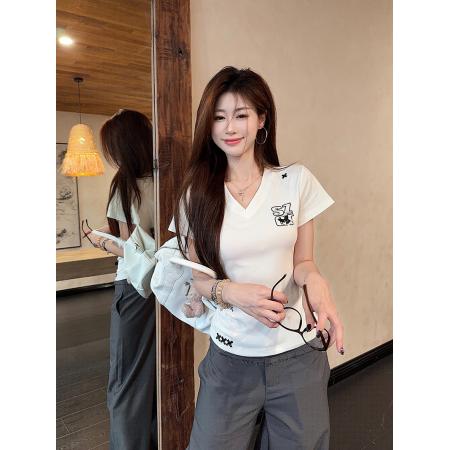 FA39264# 短袖t恤夏新款潮修身短款刺绣花V领上衣女装  服裝批發女裝批發服飾貨源